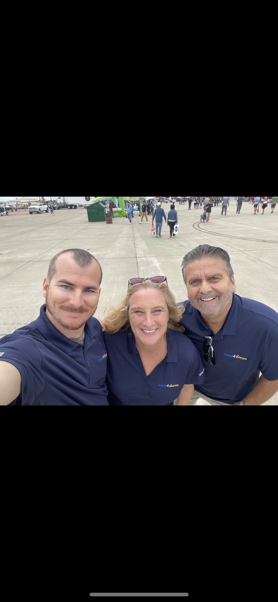 Great time at the Miramar Air Show with the U4V United Team recruiting future United employees.