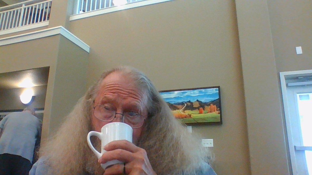 edwardschwoch3's tweet photo. Morning stoners https://t.co/YTn3mexxjA