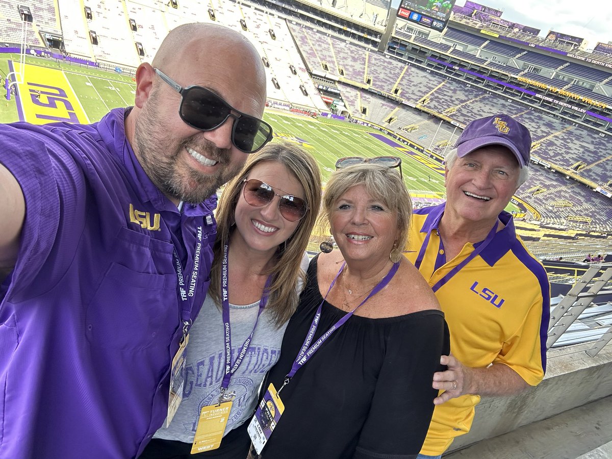 aucyris's tweet photo. #LSU https://t.co/EeSxwO9ZkA