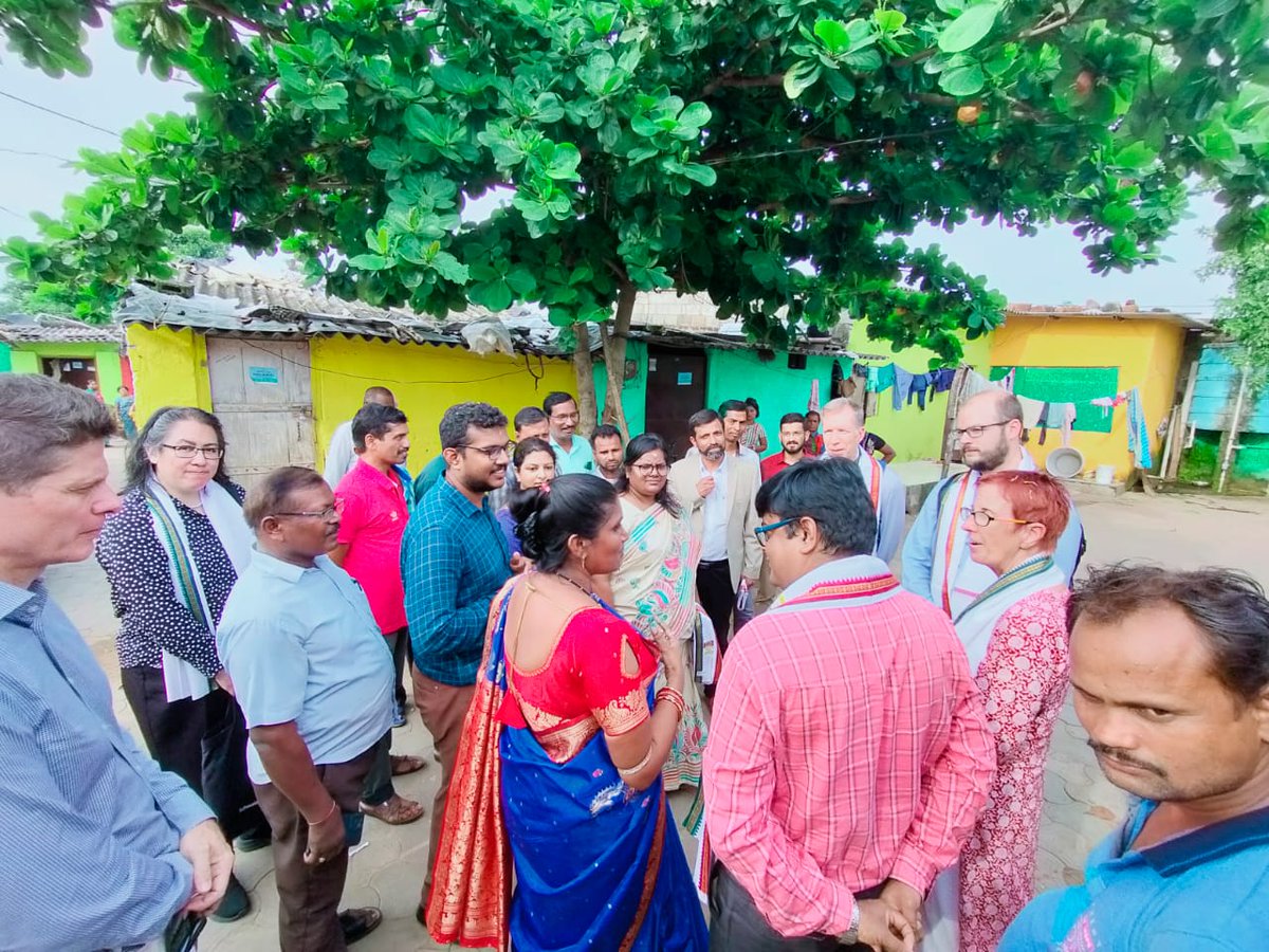 Delegates from <a href="/BMZ_Bund/">Bundesentwicklungsministerium</a> &amp; @giz_india, had a day-long immersive visit to witness the participatory slum upgradation &amp; delisting efforts &amp; the capacity building of leaders of the Slum Dwellers Associations (SDA) supported by the Government of Odisha &amp; facilitated by <a href="/Janaagraha1/">Janaagraha</a>