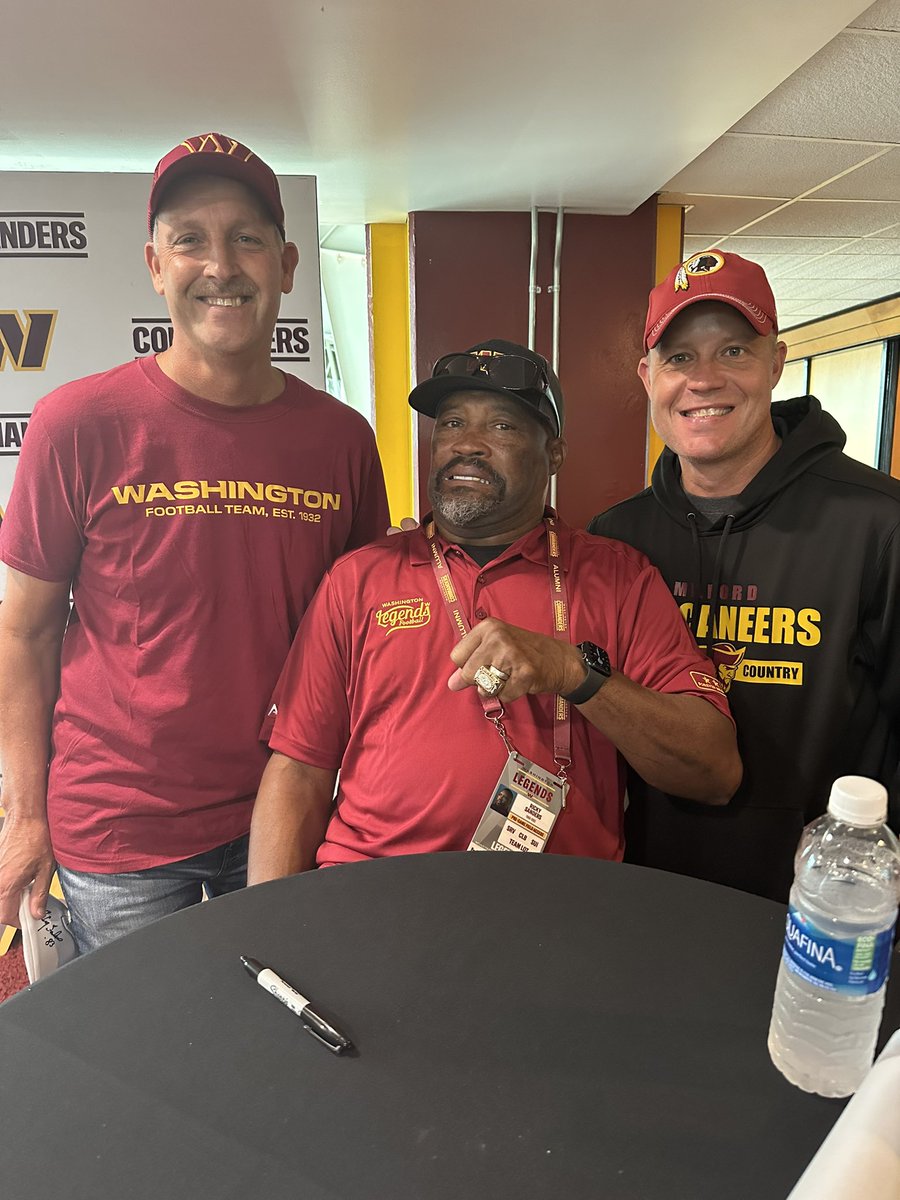 BayproGC's tweet image. Game day!! NFL legends!! #HTTC