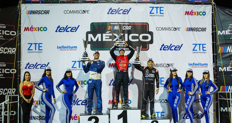 NASCAR MÉXICO SERIES (@nascarmex) on Twitter photo - <a href="/MaxiGutierrezMx/">Max Gutiérrez MX</a>, se impuso en el Dorado Speedway, dentro de NASCAR México y @s__dealba es el Campeón de la temporada regular.
Nota📰 rb.gy/1tk2o
#NASCAR #NASCARMéxico #NASCARMex #NASCARMx #GPCarvel240 #NASCARChihuahua #NASCARCuu - <a href="/MaxiGutierrezMx/">Max Gutiérrez MX</a>, se impuso en el Dorado Speedway, dentro de NASCAR México y @s__dealba es el Campeón de la temporada regular.
Nota📰 rb.gy/1tk2o
#NASCAR #NASCARMéxico #NASCARMex #NASCARMx #GPCarvel240 #NASCARChihuahua #NASCARCuu