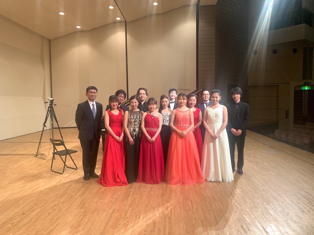 昨日はすばるホールでのベートーヴェン・フェスティバルにお越しいただきありがとうございました！！

僕は5番皇帝を、関本先生の伴奏で演奏しました！最高の気分でした！
素晴らしいピアニストの方々にも出会えて光栄でした！