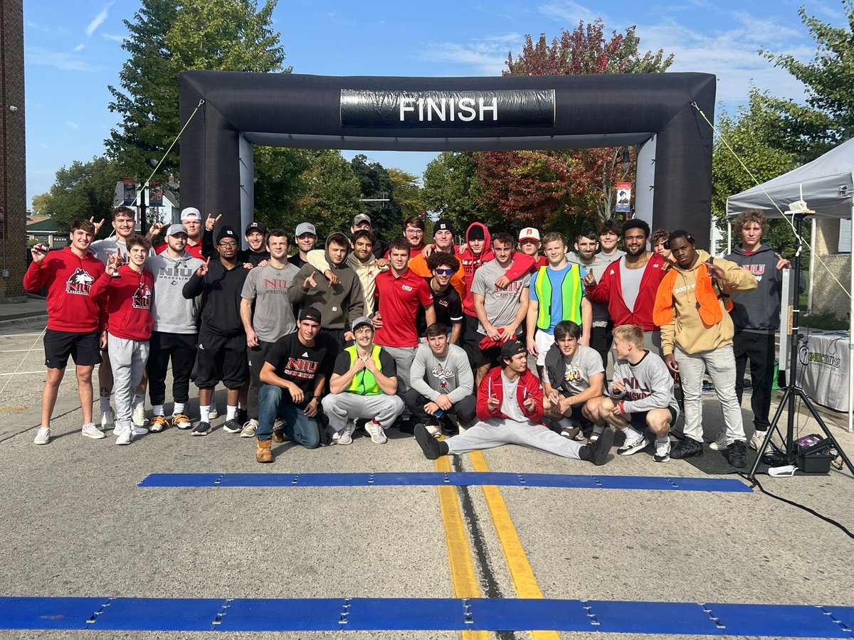 NIUWrestling's tweet photo. Brought the energy at the Corn Classic today! 

#WorkLikeADog https://t.co/dU7zNBAQHV