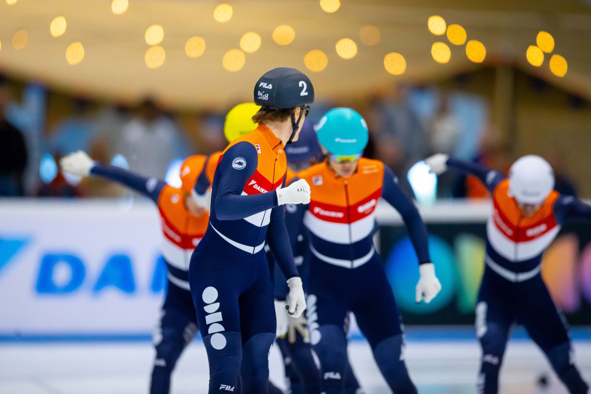 schaatsen.nl tweet media