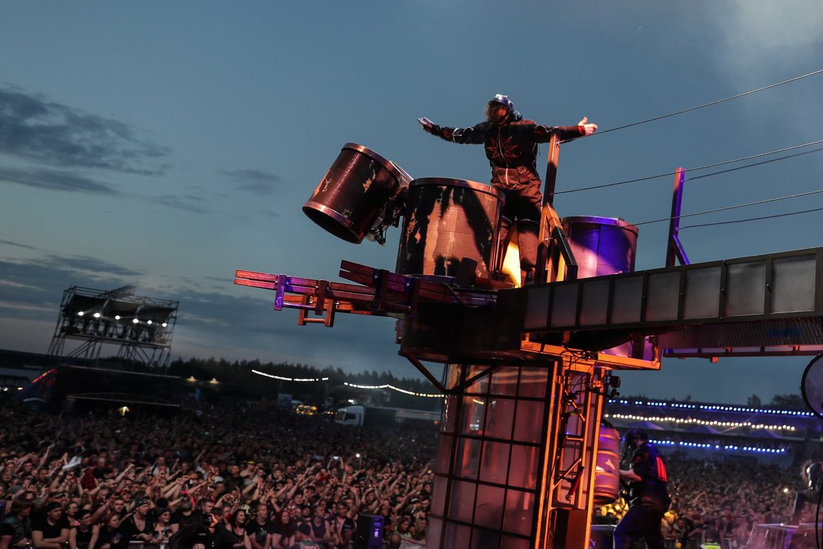 Always a great day to be alive. Going to be an epic year. -clown

Happy Birthday, <a href="/MShawnCrahan/">M. Shawn Crahan</a>.