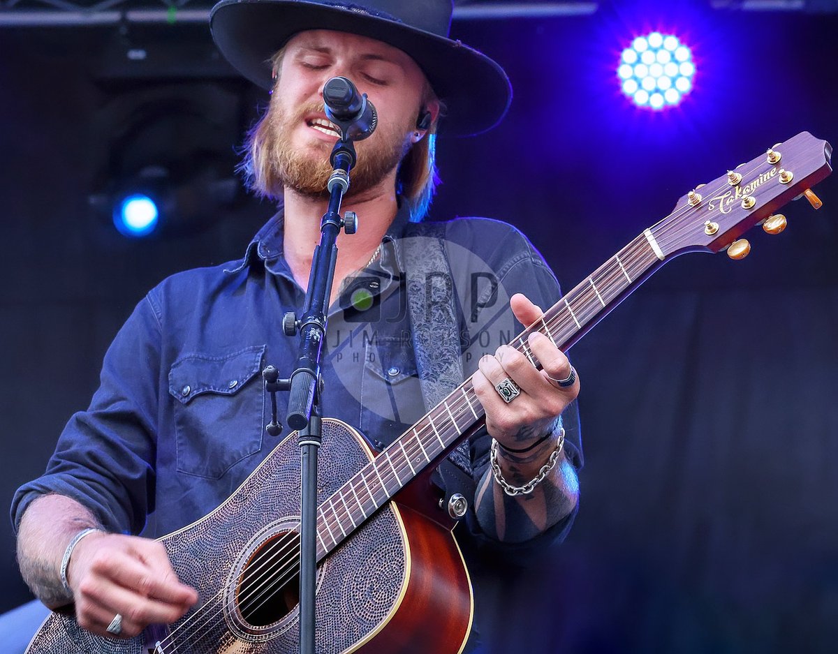JimRobson11's tweet image. Shot of Jackson Dean in Columbus 23
 #singer #songwriter #singersongwriter #artist #countrymusicfans #usa #flannagansdub #jacksondean #fearless #live #life #music #canon #country  #countrymusic #concerts #photography #photographer #columbus #ohio #nashville #musiccity #livemusic