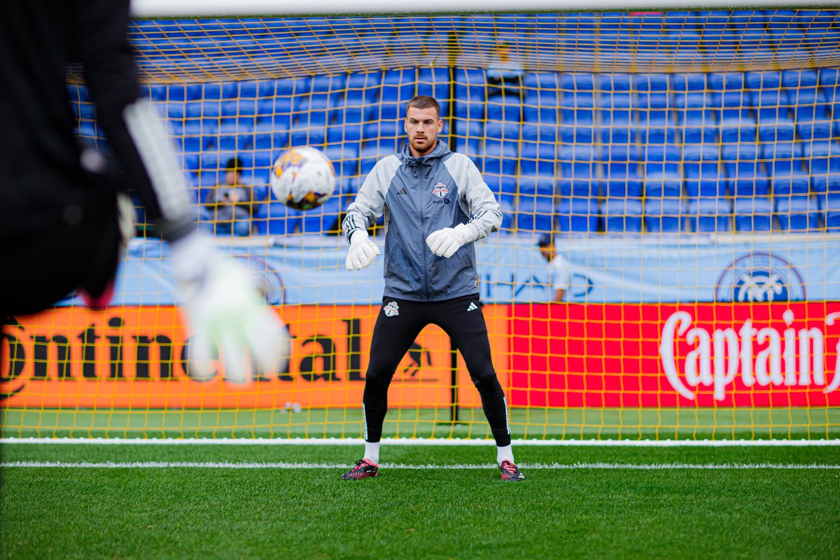 Prepping for his first MLS start 🧤