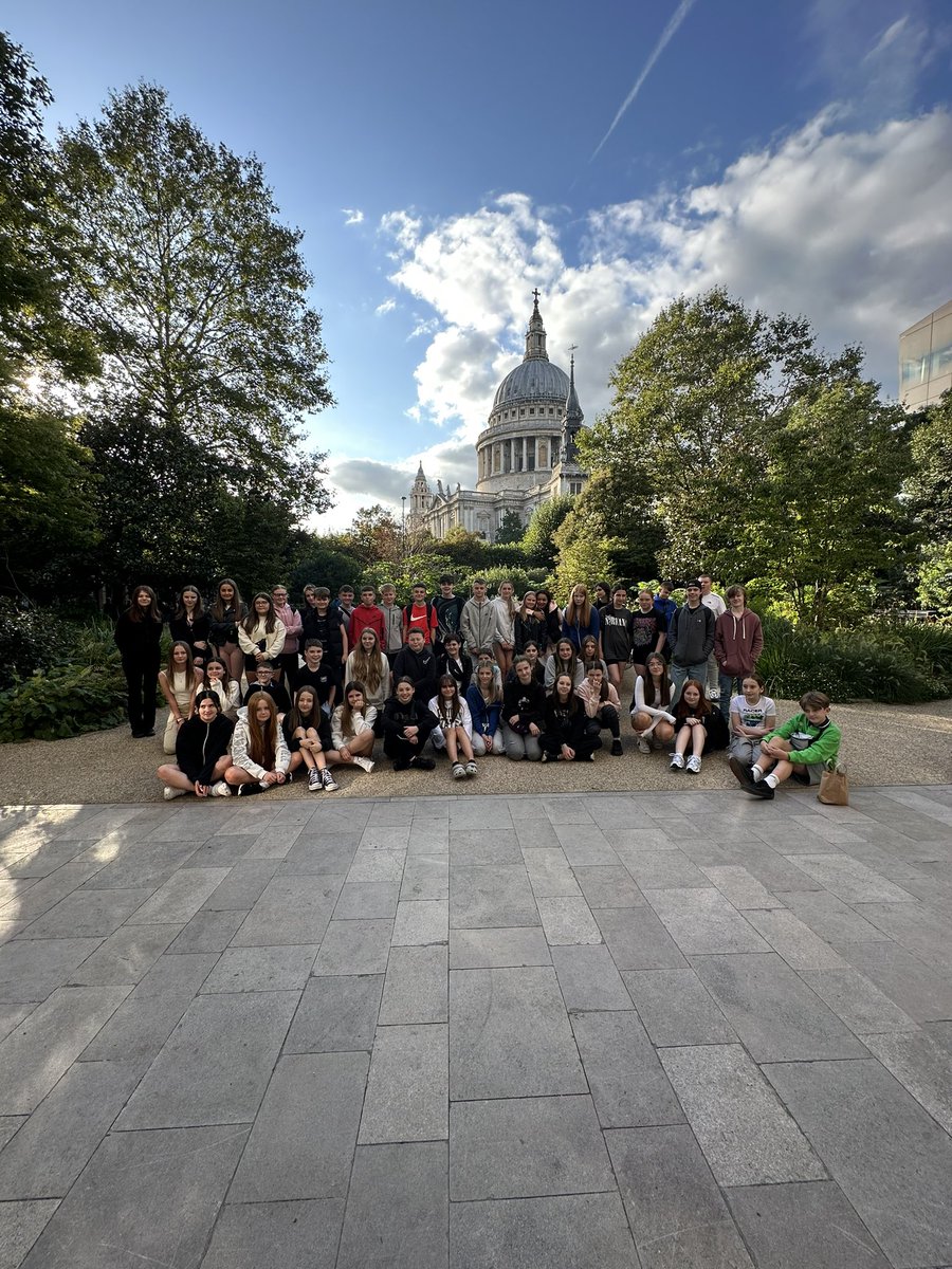 So proud of all of our amazing pupils who have represented their school &amp; families so well. We’ve had a fantastic weekend with so many compliments from the public/staff on their excellent behaviour and manners🫶🏽bowling tonight before Parliament &amp; home tom <a href="/Greenfaulds_HS/">Greenfaulds HS</a>