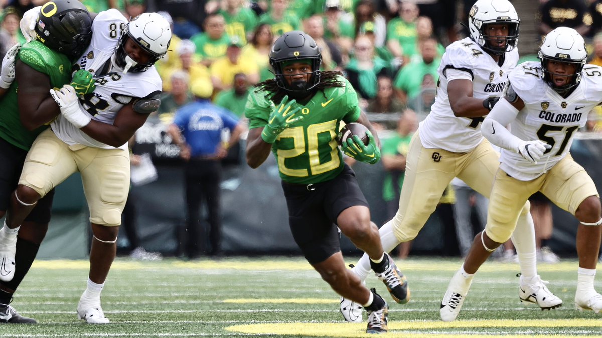 No soft-batch cookies here. Oregon leads the country in rushing yards per carry at 6.98. Among Pac-12 backs, the Ducks have three of the top 11 in yards per carry: 4, Bucky Irving, 8.24 9, Jordan James, 7.46 11, Noah Whittington, 7.30 #GoDucks