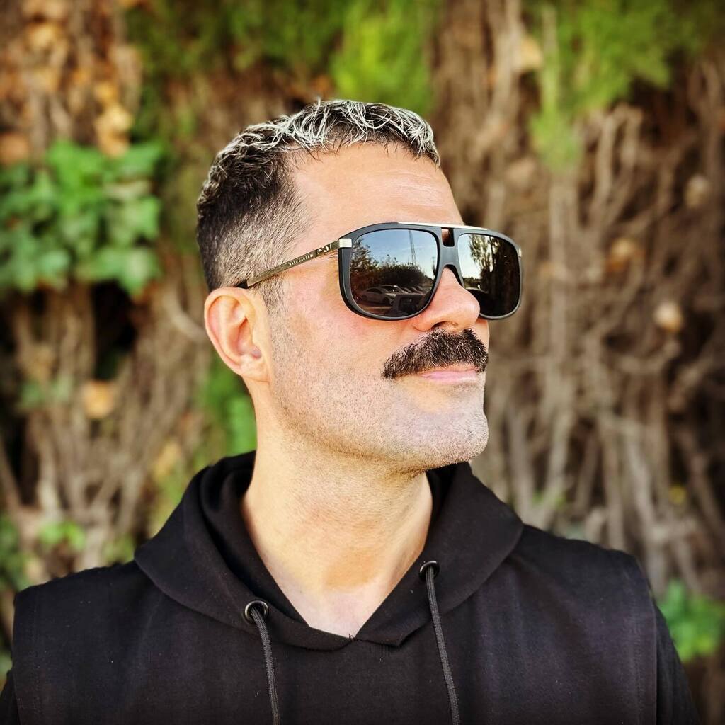 No se deja bigote quien quiere, sino quien puede 👨🏻 

Feliz domingo ❤️ instagr.am/p/CxlLucsMm80/