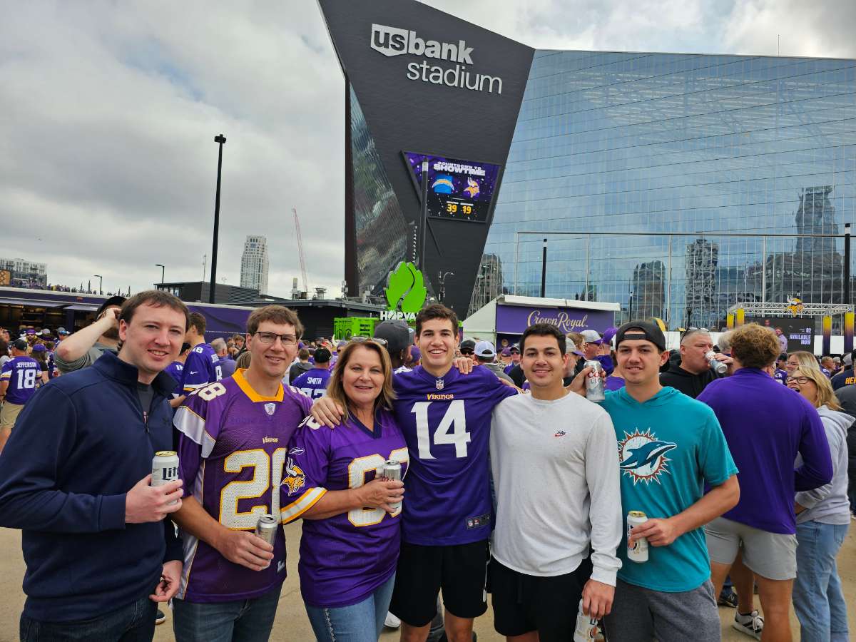 prieber20's tweet photo. 5 sons taking mom to her first vikings game #Skol https://t.co/iBea9zkJMG