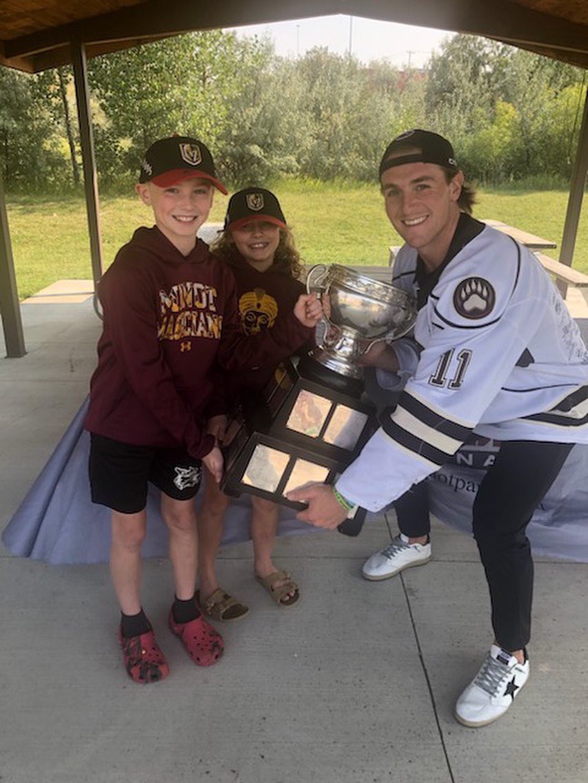 TheHersheyBears's tweet photo. Before making his way to his new stomping grounds in Vegas, @Morelli21 was sure to have his day with the Cup! https://t.co/DRsCduZluJ