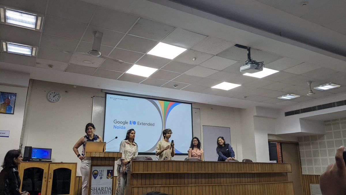 SatvikSharma_'s tweet photo. Hello Guys ! I Attended The Amazing Google I/O Extented By GDG Noida 
There Were So Many Great Speakers Who Express All The Things Properly. 
I Also Thanks The Organizers Of I/O Extend @Vanshify @hashtagaps @knowShubhangi
For Making This Event A Suceessful one ! https://t.co/XzqanBAxcT