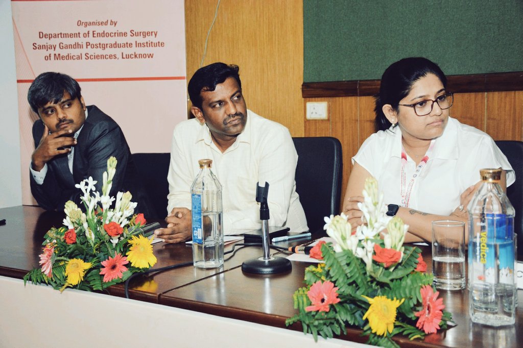 VishvakC's tweet photo. 🏥 15th Postgraduate Course in Endocrine Surgery Highlights 📸

Had the privilege to moderate live robotic thyroid surgery, chair a session, and discuss vital topics in endocrine surgery with esteemed colleagues at the 15th Postgraduate Course in Endocrine Surgery. https://t.co/cor7Mg4c77