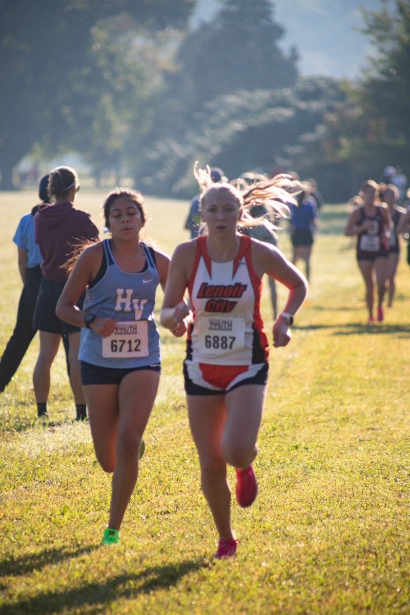 LCPanthersTrack's tweet image. Sawyer Grace Simmons - again a Medalist - leading the girls with a 16th place overall of 208, including some from upper east TN and Arlington from Memphis