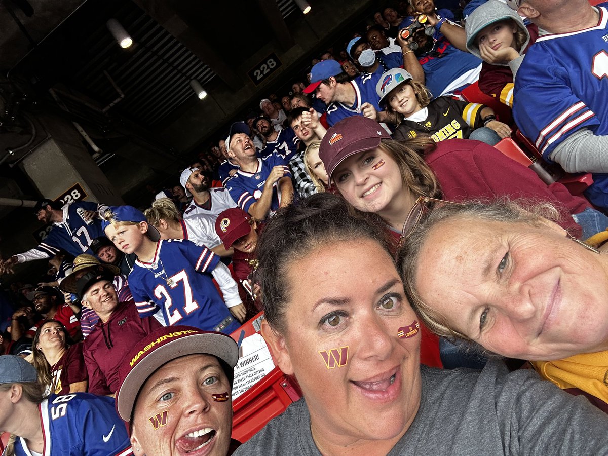 Tracey Johnstone tweet media