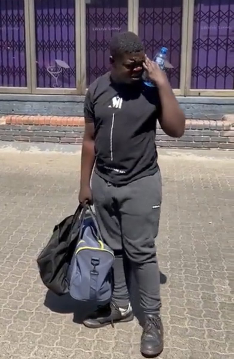 ChrisExcel102's tweet image. A man who takes advantage of a mentally disturbed or disabled woman it’s called rape and sexual harassment
Bcz they can’t take their own decisions
But a woman who takes advantage and Rob a man who has is physically challenged is funny and a laughing matter
We see You…