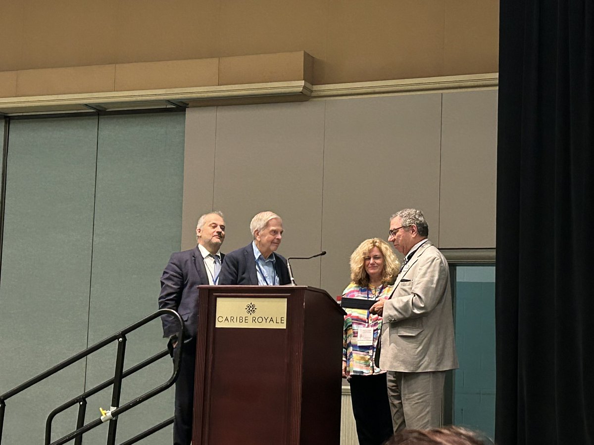 Vino (@vinovvvv) on Twitter photo Prof Reilly delivers the Prof Griggs lecture at the 2023 NMSG conference inspiring future neuromuscular clinicians and AHPs. #NMSG23 <a href="/UCL_QS_CNMD/">UCL_QS_CNMD</a> <a href="/MikeHanna18/">Prof Michael Hanna</a> <a href="/UCLIoN/">UCL Queen Square Institute of Neurology</a> <a href="/UCLBrainScience/">UCL Brain Sciences</a> Prof Reilly delivers the Prof Griggs lecture at the 2023 NMSG conference inspiring future neuromuscular clinicians and AHPs. #NMSG23 <a href="/UCL_QS_CNMD/">UCL_QS_CNMD</a> <a href="/MikeHanna18/">Prof Michael Hanna</a> <a href="/UCLIoN/">UCL Queen Square Institute of Neurology</a> <a href="/UCLBrainScience/">UCL Brain Sciences</a>