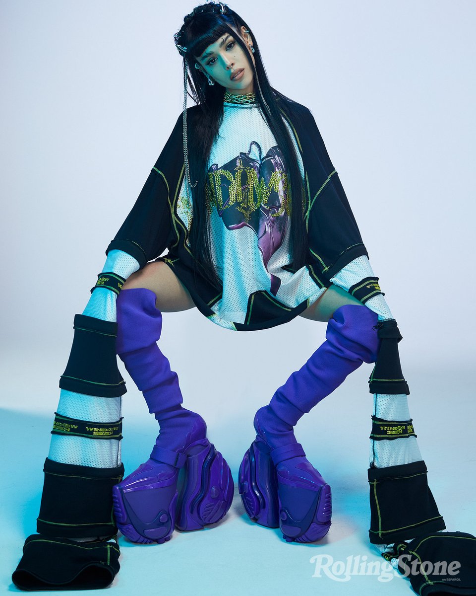 MACcosmetics's tweet image. @dannapaola wears M·A·C on the cover of Rolling Stone en Español as she announces her new role as M·A·C Global Brand Ambassador. @RollingStoneMX #MACDannaPaola. Makeup Artist: Emilio Becerril. Full credits on Instagram.