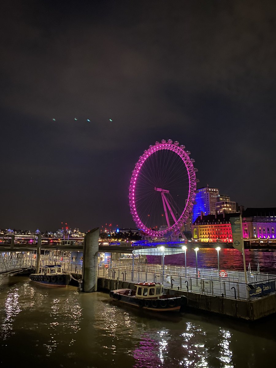 userilvb's tweet image. week-end à londres 🇬🇧