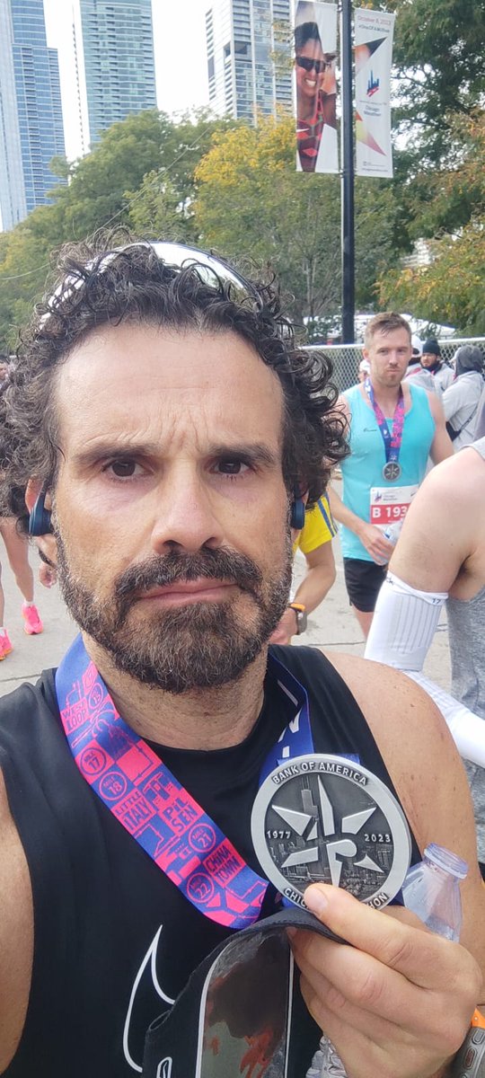 dreamteambike's tweet photo. Otro maratón para Adolfo,  esta vez en Chicago...en 3h...una locura lo de éste tío. Enhorabuena makina! https://t.co/tT63Yv8Zli