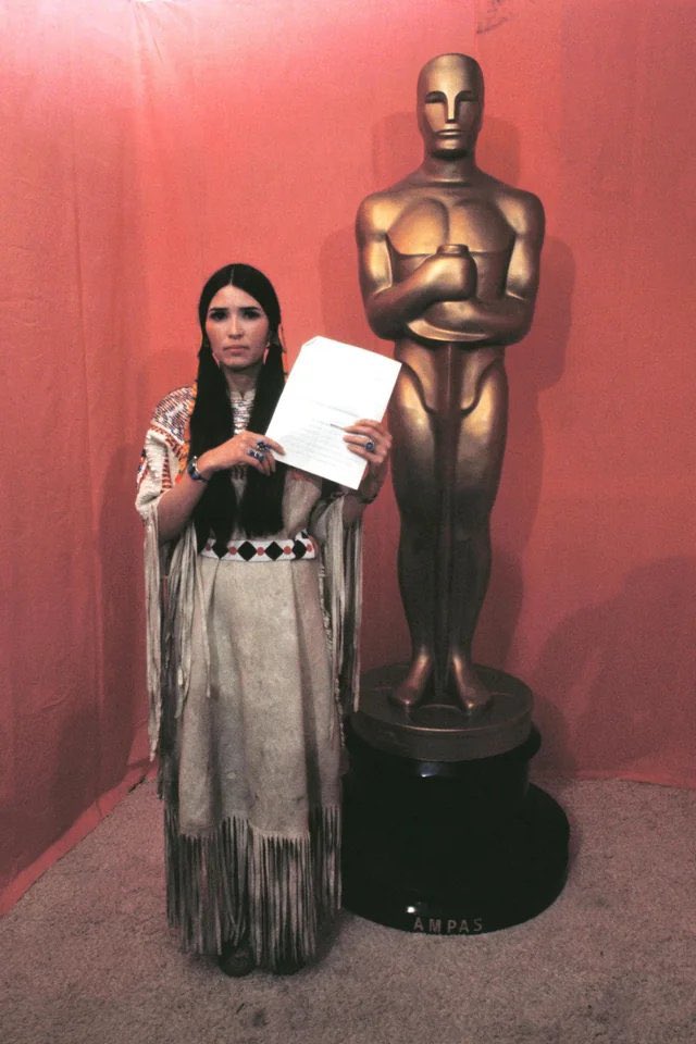 In 1973, #MarlonBrando created a sensation by refusing the Best Actor #Oscar he had won for his portrayal of #VitoCorleone in #TheGodfather. Instead of attending the ceremony, he delegated the task of representing him to #SacheenLittlefeather, a Native American activist.