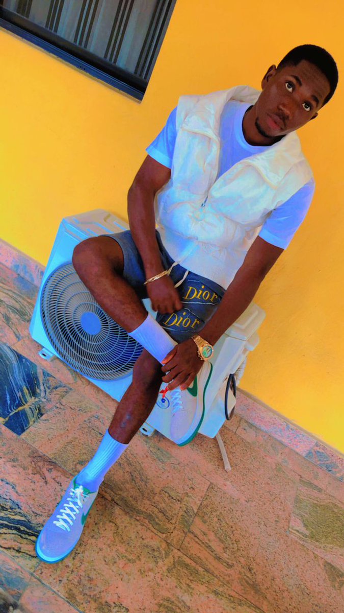 MullaBankz's tweet photo. Everyday is a day to try harder.May are struggles never be in vain🙏 https://t.co/RZuQx2rcYB