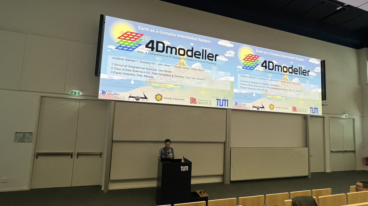 ai4eo_de's tweet image. Our guest professor Jonathan Bamber @jlbamber on #UncertaintyQuantification talks about spatio-temporal inference applied to global sea level trends. #AI4EOSymposium2023