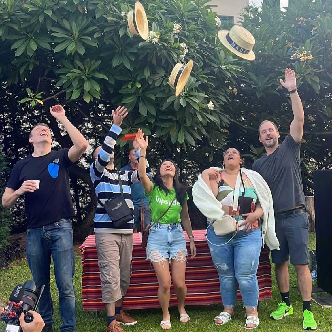 syde_gmbh's tweet photo. What a fantastic time we've had in Madeira! 🤩 Saying goodbye is hard, but we're so grateful for the amazing experience. 💚 Until next time Inpsyders!🌴👋 #InsideInpsyde https://t.co/slmKzyUDAn