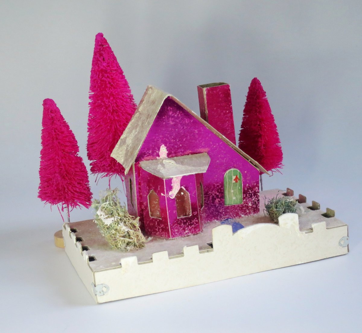 SwirlingOrange1's tweet image. #Vintage magenta #putzhouse made in the USA #Dollytoyco #MCM #Xmas2023 #SmallChristmas #SMILEtt23 #Etsyteamunity #mamboteam #Kitsch bit.ly/SwirlingO11e