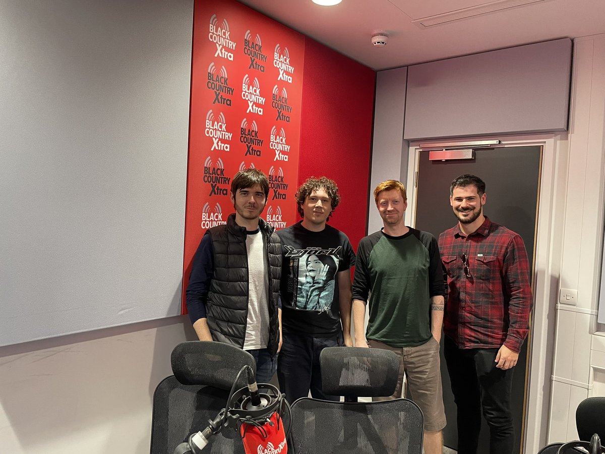 Buzzing to be on air Black Country Radio Xtra on Songwriters Showcase from 4pm. 

blackcountryradio.co.uk/player/black-c…

Thanks to Billy and the team as always x