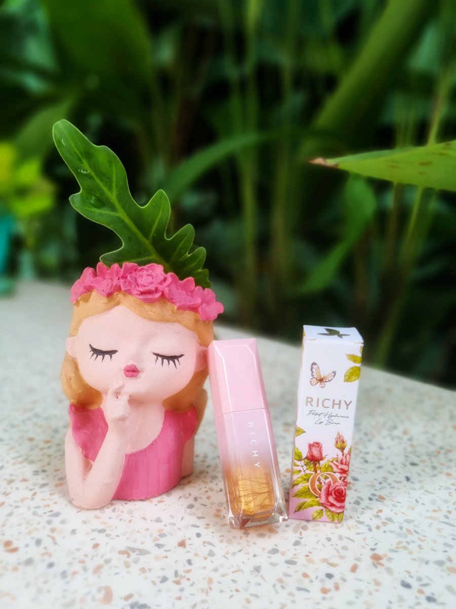 💄💋ลิปทาแล้วปากดูฉ่ำวาวมาก สีจะค่อยๆเปลี่ยนดูเป็นธรรมชาติ ปากจะดูอิ่มเงาวาวดูชุ่มชื้น💄กลิ่นหอมมากๆเลยค่ะ 

👇 Must try 😘
🩷💋Add line -- > GR11 🩷

💄💄💄〰️ 💋💋💋 〰️🌹🌹🌹
#ริชชี่อรเณศ
#อิทธิริช
#Grstores