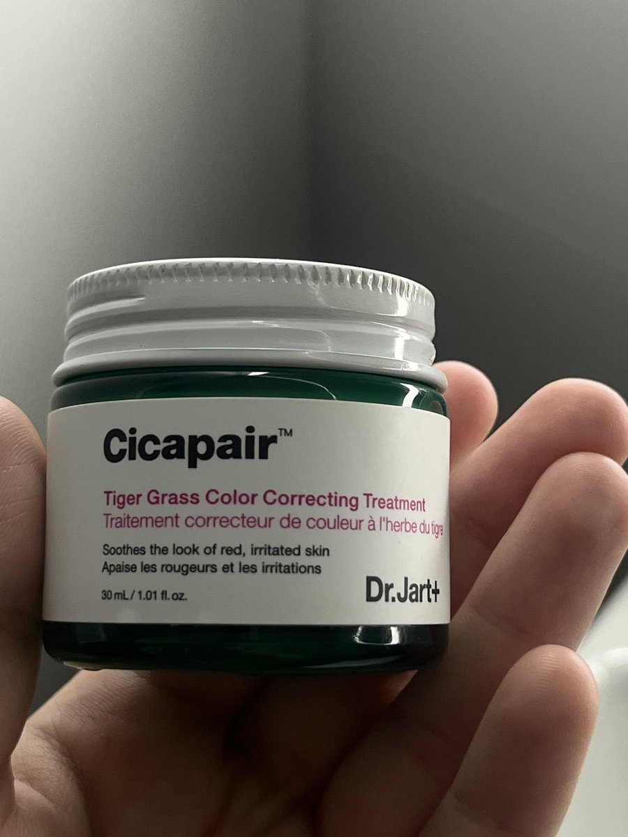 Ця штука змусила мене забути що таке тоналка і я хочу зробити її відомою на весь інтернет