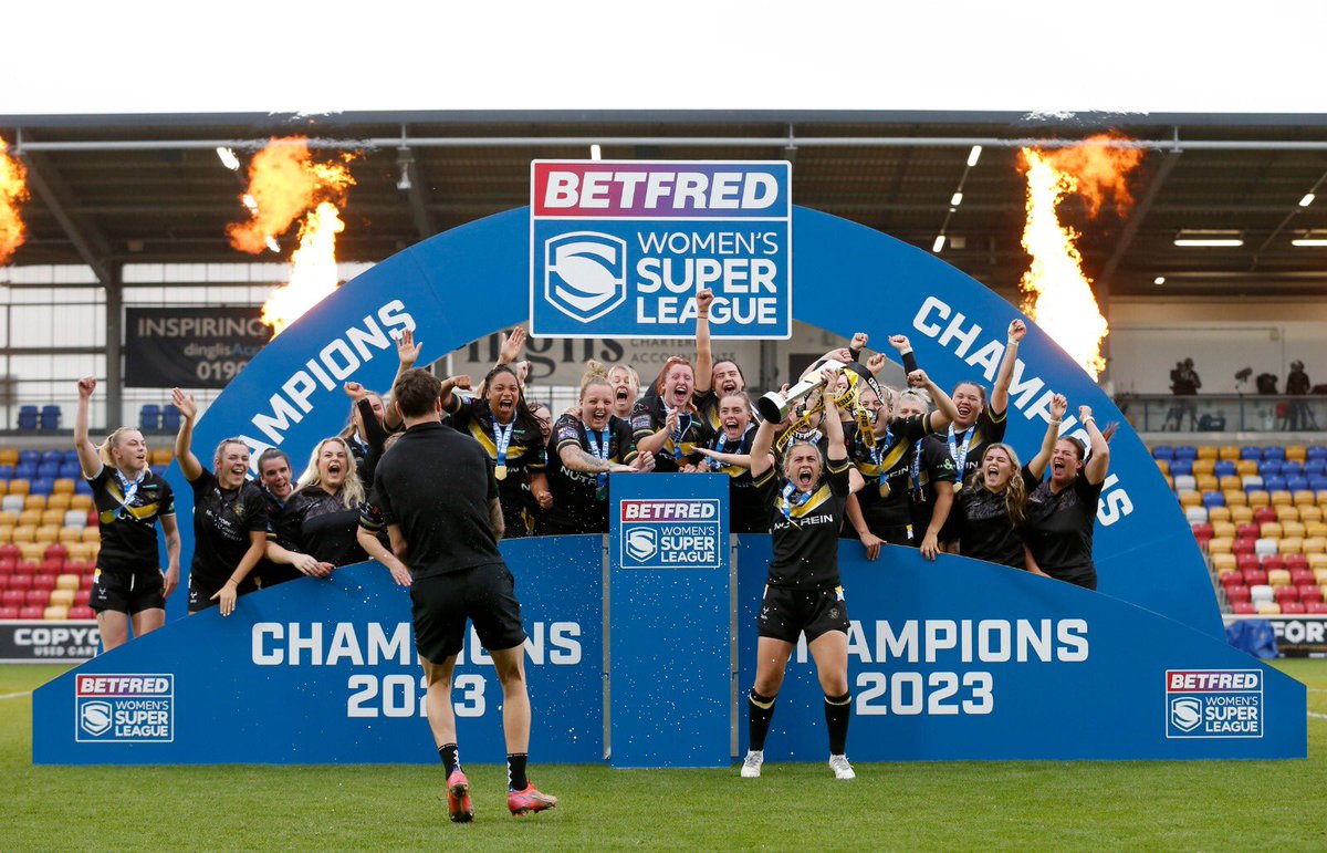 It was all worth it!!! Missing my family so much in New Zealand, that one was for them 🖤💛
