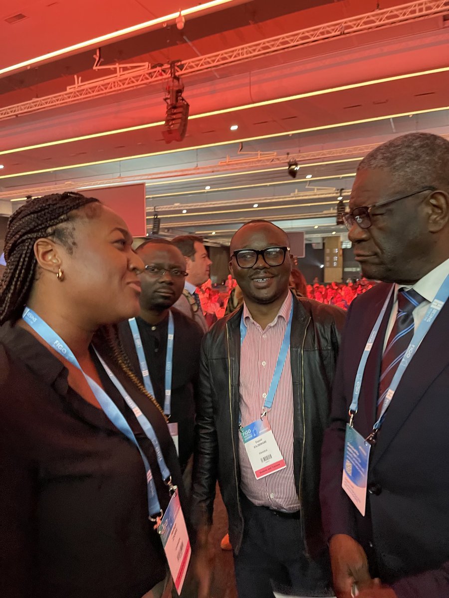 Inspiring! Dr Nadège Zanré Obgyn resident from University of Montreal speaking with Dr Denis Mukwege Nobel Prize recipient and founder of the redline initiative at FIGO. #FIGO2023#SOGC #UofM