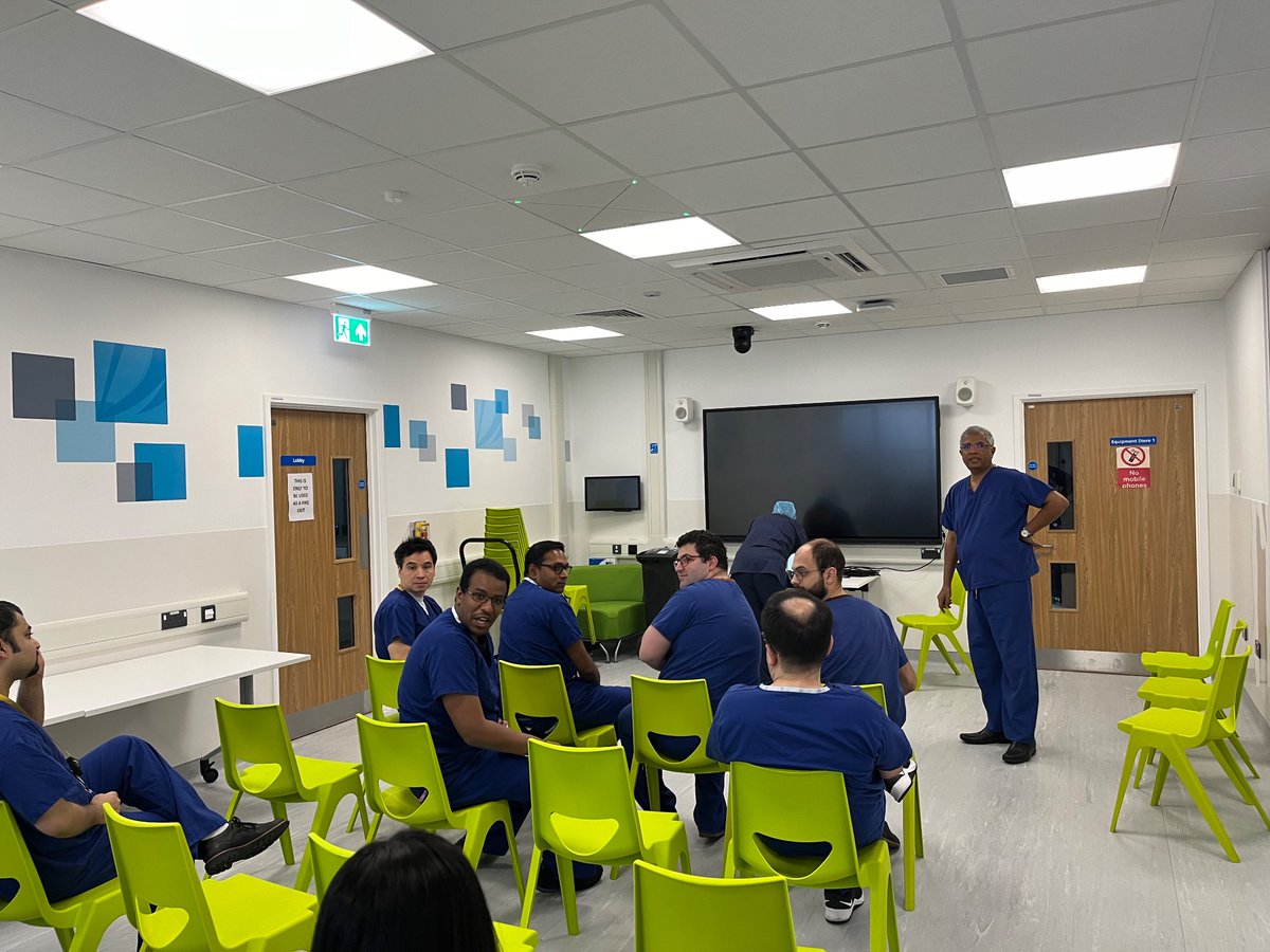 Getting ready for the Cadaveric HST HPB training day at out state-of -the art facility, with a great faculty. Mr Raaj Praseedom, @HPBCambridge @amin_irum @djmalaka @shibojitsplace @dr_rohitgaurav @roux_group @Augishealth #highersurgicaltraining @CUH_NHS