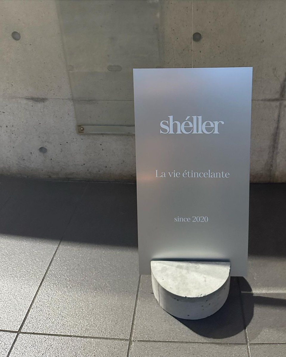 DEEPAK_AJAY21's tweet photo. @sheller_official の受注会🩷
虹子さんが輝きすぎて眩しかったです😫✨✨✨
可愛いお洋服とステキな空間に、胸キュンがとまりませんでした💕💕
#sheller #シェリエ #受注会 #aoyama #青山 #onepiece #ワンピース #ワンピースコーデ #louisvuitton #capucines #カプシーヌ https://t.co/O6Qe3p1jwq