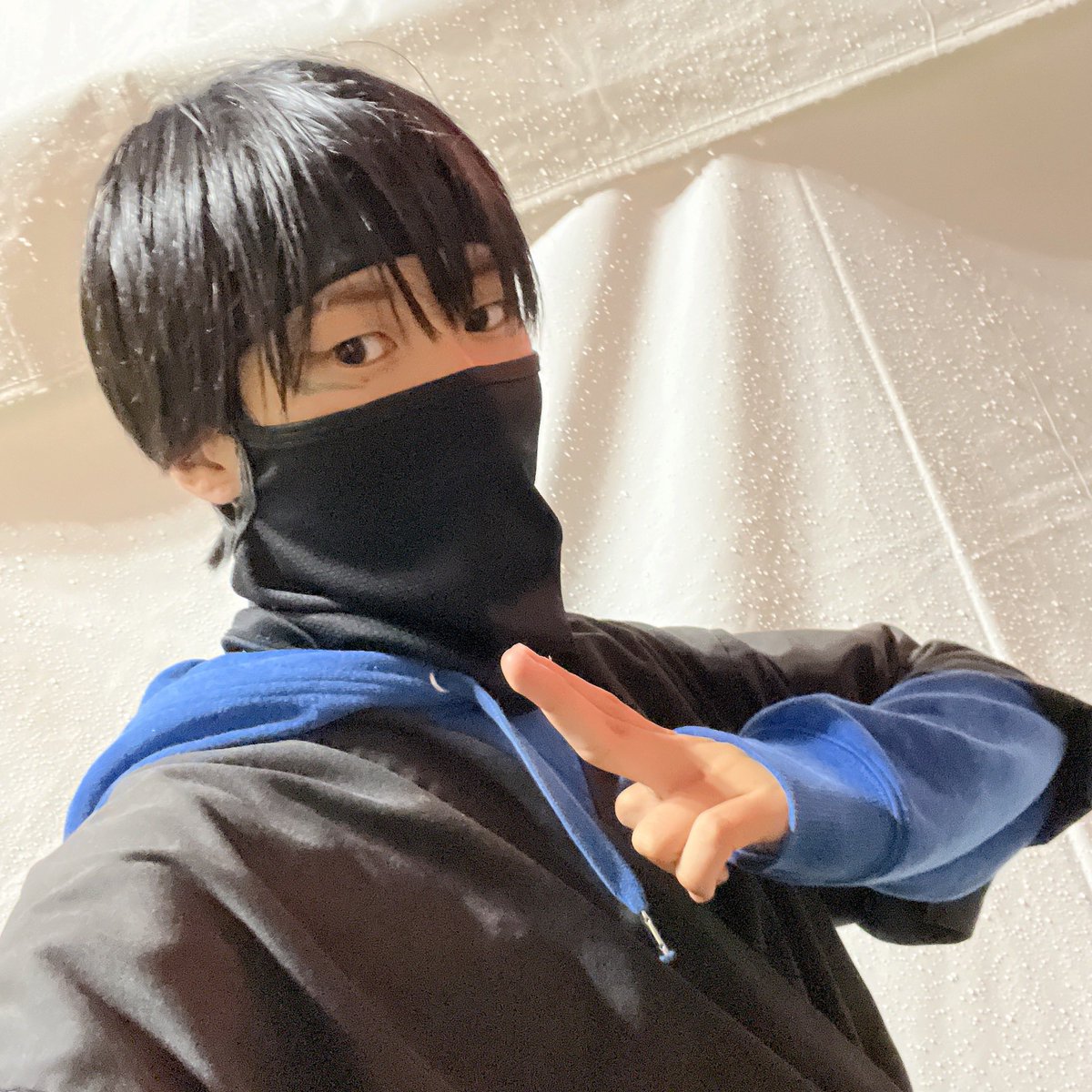 PayPayドームの忍者イベントは今日が最終日！暑くも寒くもない今日は絶好の修行日和！みんな、ぜってぇ来てくれよな！
これは昨日めちゃくちゃ寒いのに耐えられなくて、ニセ幸丸に扮した清丸。

#いーぞの里
#イーゾフクオカ 
#福岡忍衆