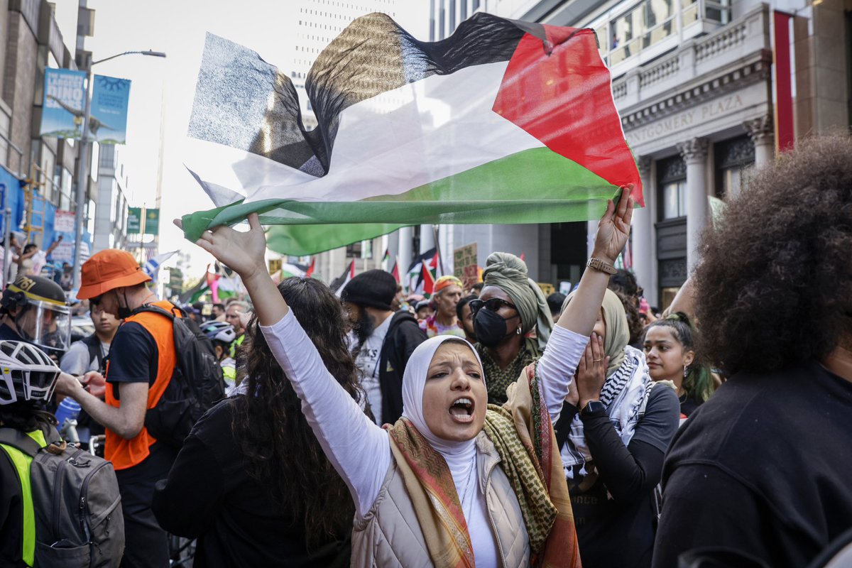 Hundreds of people gathered in support of both Israel and Palestine in opposing rallies on Sunday in San Francisco. The rallies were held as Israel officially declared war on Hamas, setting the stage for a major military operation in Gaza as fighting continues. More <a href="/sfchronicle/">San Francisco Chronicle</a>