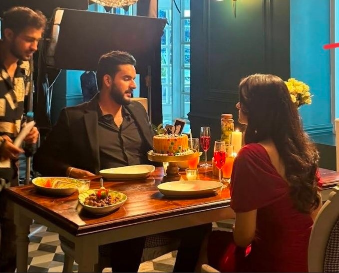 BollySpy's tweet photo. #AbhishekMalhan is shooting for his upcoming music video which will be released on his label, Malhan Record.
#Fukralnsaan https://t.co/OCw2B193vs