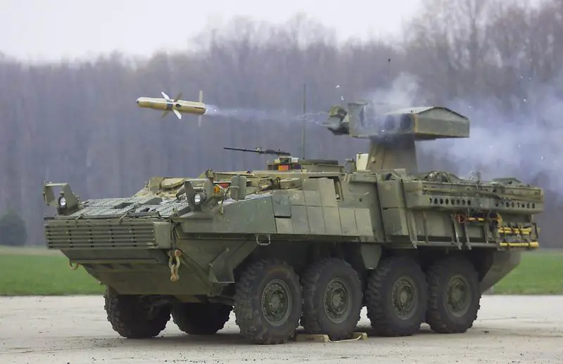 MMKeupp's tweet photo. ... thx for the replies , just to substantiate why i think so: #atgm is way bigger than #apfsds, you would see the missile clearly in the video. here a #stryker fires one. https://t.co/8wJ3JXTTXz