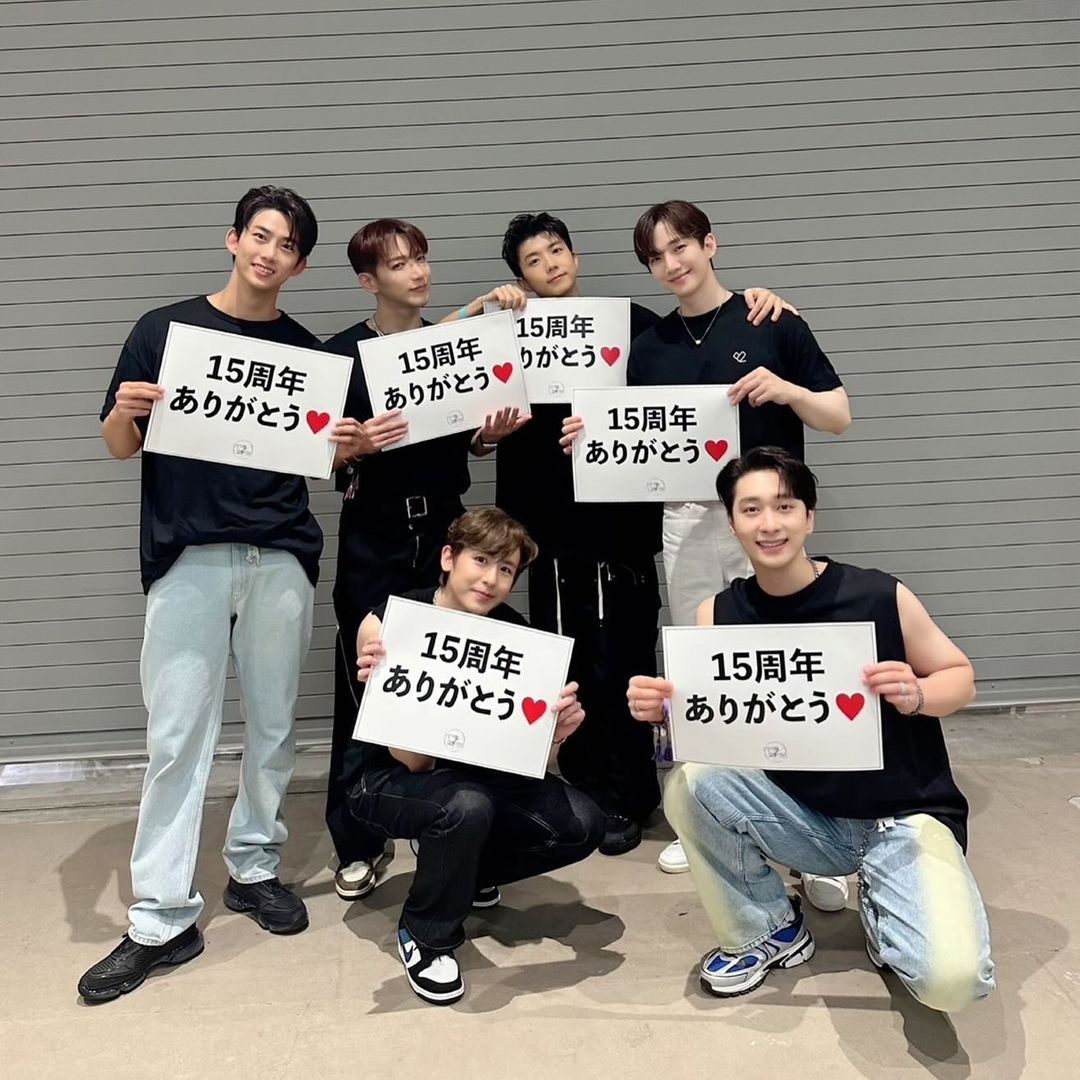 Kkorepo's tweet photo. 「#2PM」、15周年記念コンサートの東京公演後に感激のメッセージ…「素敵な思い出ありがとう」（動画あり） 
https://t.co/l4TGr2l7ui https://t.co/b1RAVhn9wZ