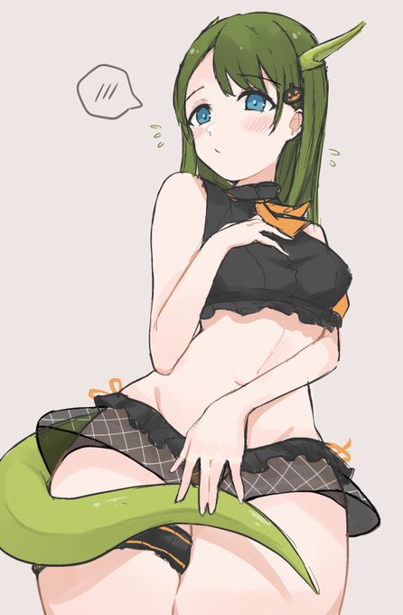 ハロウィン衣装検討中 🤔 