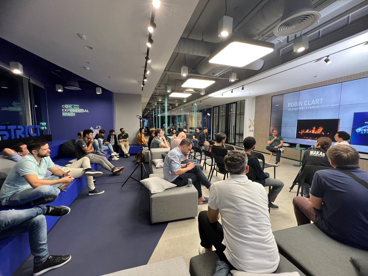 SCB10X_OFFICIAL's tweet image. Another memorable event, The Overview Effect #1, hosted by Kasima Tharnpipitchai, Entrepreneur in Residence, SCB 10X, featuring Robin Clart, CTO of DeeMoney and Omise. delved into the strategies and tactics for business and key success from ground zero!
#SCB10X #TheOverviewEffect