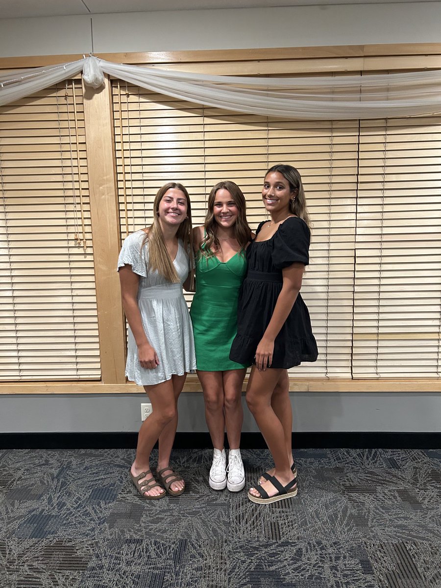 Special night celebrating this talented group of student athletes. Good luck at Allison and Sara in singles and Ashley/Sid and Madison/Avery in dubs at sections. Play starts at 9:15 am Tue at U of M. #GoBlaze