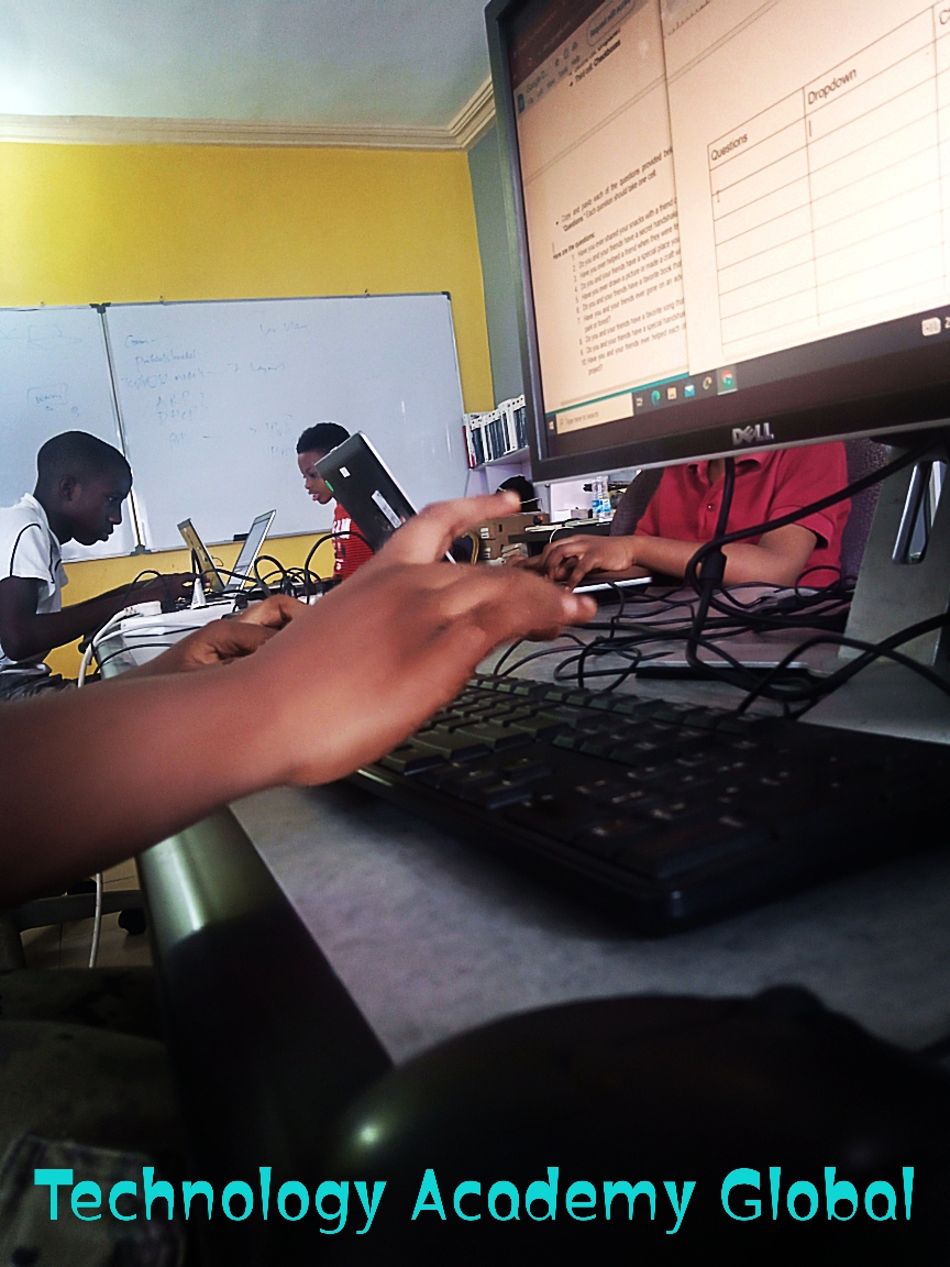 TAG__Titans's tweet photo. Like a lightbulb turning on in our minds when we understand something new 🤓, it's like a spark of brilliance. Learning is full of "aha!" moments! 😃
#TAG #TAGTitans #tech https://t.co/9y76sBuJi2