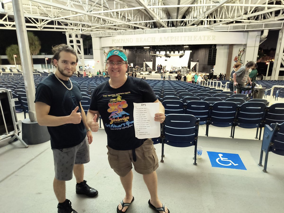 TravelAgentA's tweet photo. @asiageoff LOVED seeing #YES tonight in #SouthFlorida! Father &amp; son... met up w friends... a GREAT setlist of music that still connects and transcends.

#Tales medley, #MachineMessiah: incredible! NEW music off #MirrorToTheSky!

Thanks, Geoff &amp; YES!

#YES2023 #Yes2023USTour #PompanoBeach https://t.co/w4qZ9gnTT8