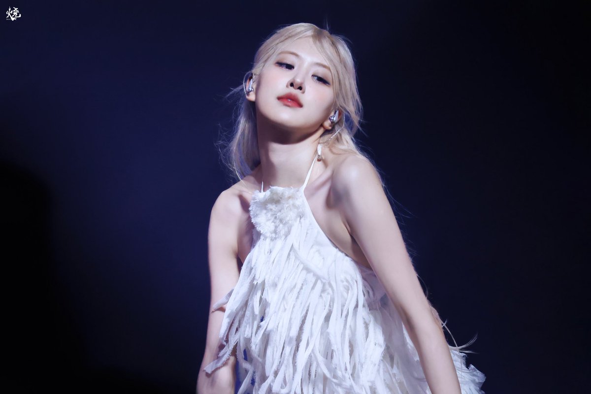 230916 SEOUL 
BORN PINK DAY 1

#블랙핑크 #로제
#BLACKPINK #ROSÉ
<a href="/BLACKPINK/">BLACKPINKOFFICIAL</a>