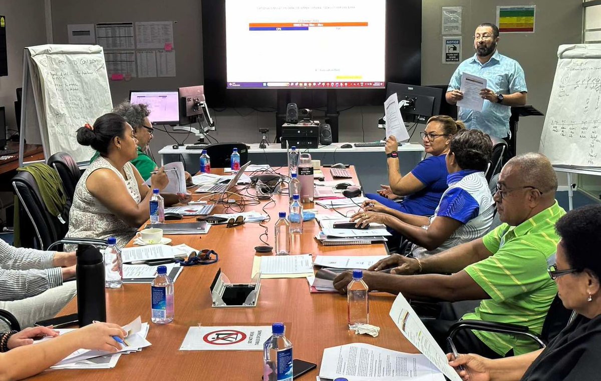 FijiNDRMO's tweet photo. Referees who will be evaluating the National Simulation Exercise at this year’s National Disaster Awareness Week (NDAW) were today reminded about the importance of the role they will play in the upcoming week.

🚨READ MORE⬇️

✅https://t.co/E8ymngfYHQ
 ✅https://t.co/6LsRDxLTAX https://t.co/AaDw2fM1SP